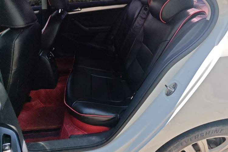 Used Volkswagen Sagitar 2018 280TSI DSG Ignite Edition Left Rear Seat