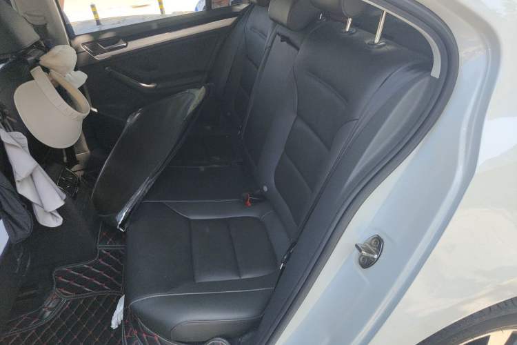 Used Volkswagen Sagitar 2018 1.6L Automatic Comfort Model Left Rear Seat