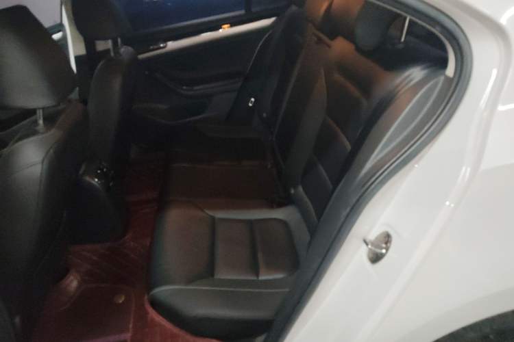 Used Volkswagen Sagitar 2018 1.6L Automatic Comfort Model Left Rear Seat