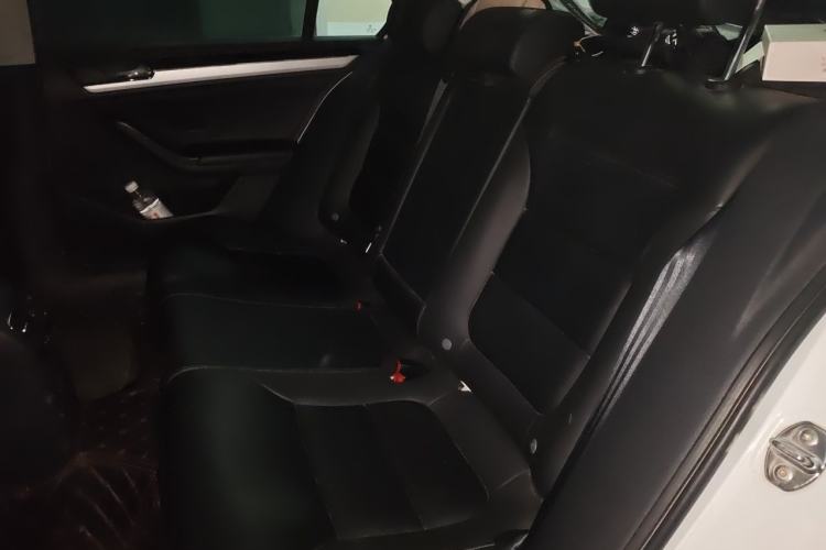 Used Volkswagen Sagitar 2018 1.6L Manual Comfort Model Left Rear Seat