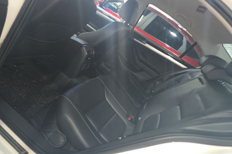Used Volkswagen Sagitar 2018 1.6L Automatic Comfort Model Left Rear Seat