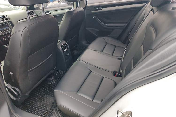 Used Volkswagen Sagitar 2018 280TSI DSG Ignite Edition Left Rear Seat
