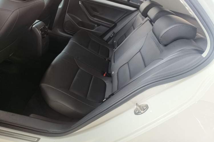 Used Volkswagen Sagitar 2018 280TSI DSG Ignite Edition Left Rear Seat