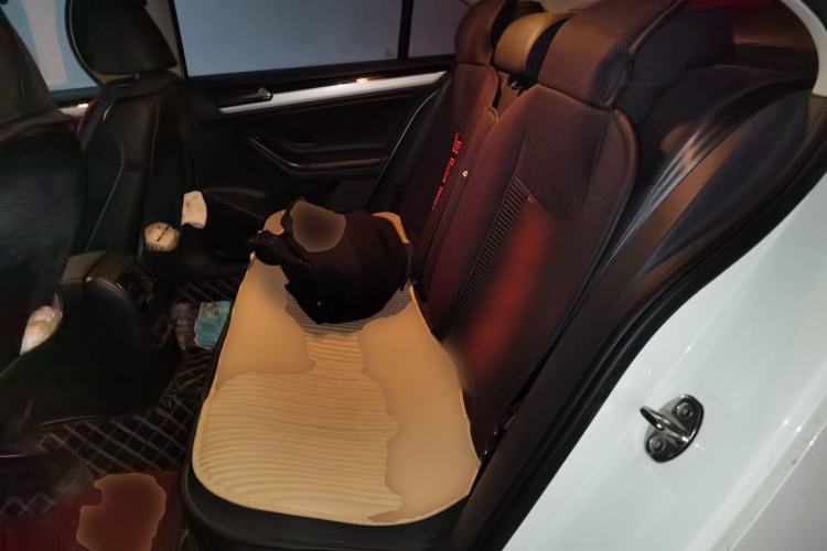 Used Volkswagen Sagitar 2018 180TSI DSG Prestige Edition Left Rear Seat