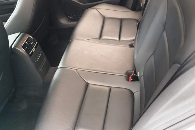 Used Volkswagen Sagitar 2018 280TSI DSG Comfort Model Left Rear Seat
