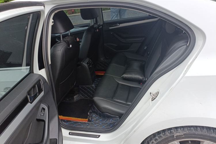 Used Volkswagen Sagitar 2018 280TSI DSG Ignite Edition Left Rear Seat