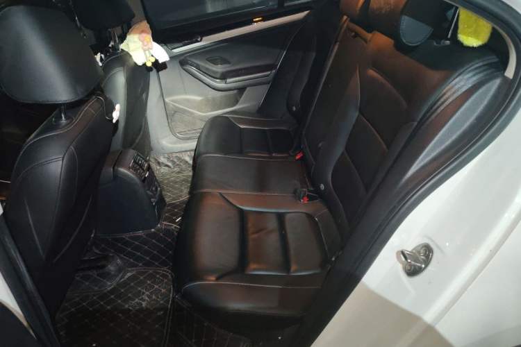 Used Volkswagen Sagitar 2018 180TSI DSG Prestige Edition Left Rear Seat