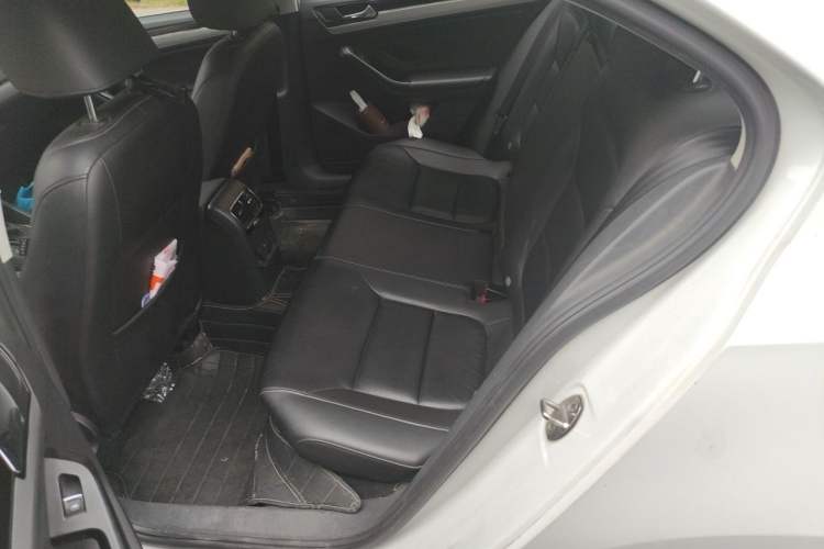 Used Volkswagen Sagitar 2018 180TSI DSG Prestige Edition Left Rear Seat