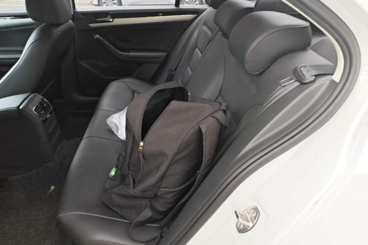 Used Volkswagen Sagitar 2018 1.6L Automatic Comfort Model Left Rear Seat