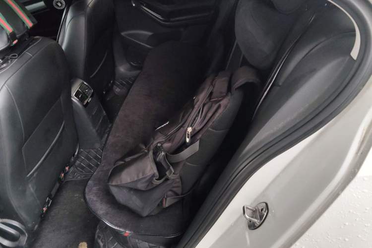 Used Volkswagen Sagitar 2018 1.6L Automatic Comfort Model Left Rear Seat