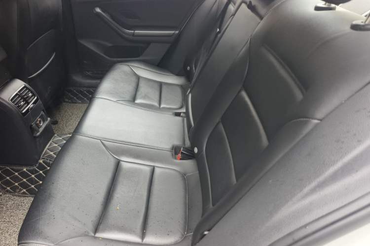 Used Volkswagen Sagitar 2018 1.6L Manual Comfort Model Left Rear Seat