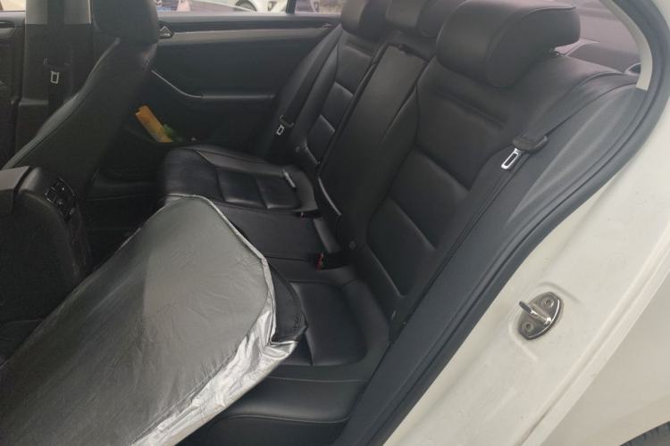 Used Volkswagen Sagitar 2018 1.6L Manual Comfort Model Left Rear Seat