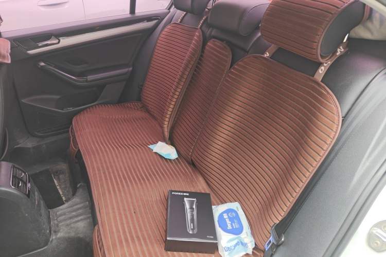Used Volkswagen Sagitar 2018 280TSI DSG Ignite Edition Left Rear Seat