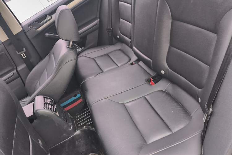 Used Volkswagen Sagitar 2018 1.6L Automatic Comfort Model Left Rear Seat
