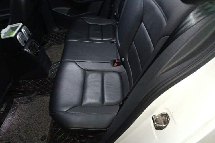 Used Volkswagen Sagitar 2018 280TSI DSG Comfort Model Left Rear Seat