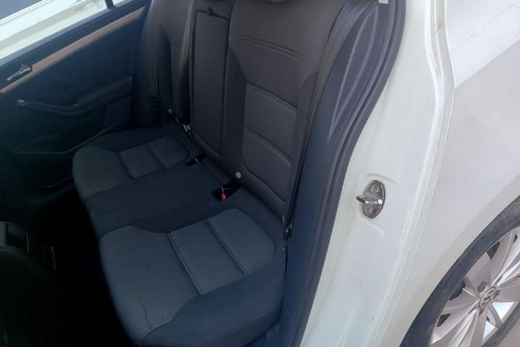 Used Volkswagen Sagitar 2018 1.6L Manual Fashion Edition Left Rear Seat