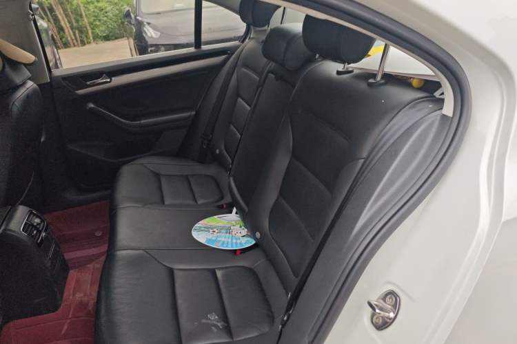 Used Volkswagen Sagitar 2018 280TSI DSG Ignite Edition Left Rear Seat