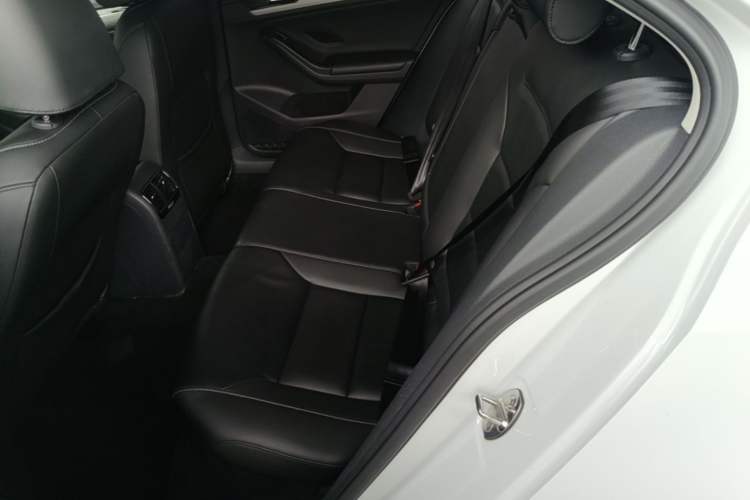 Used Volkswagen Sagitar 2018 280TSI DSG Ignite Edition Left Rear Seat
