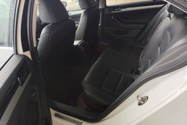 Used Volkswagen Sagitar 2018 280TSI DSG Ignite Edition Left Rear Seat