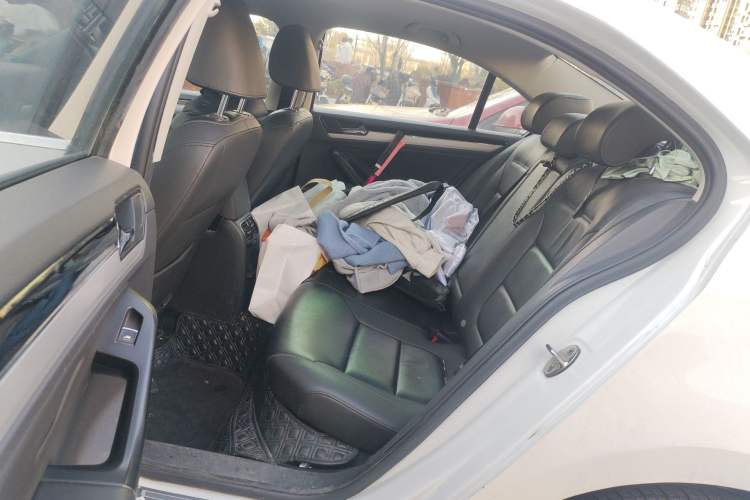 Used Volkswagen Sagitar 2018 180TSI DSG Prestige Edition Left Rear Seat