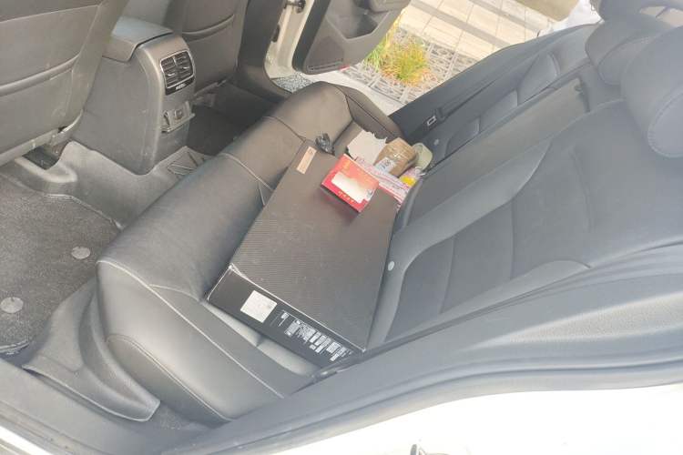 Used Volkswagen Sagitar 2018 1.6L Automatic Comfort Model Left Rear Seat