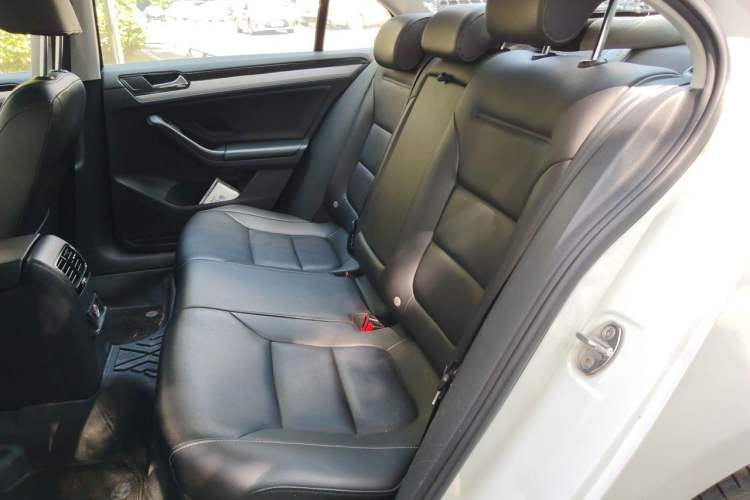 Used Volkswagen Sagitar 2018 1.6L Automatic Comfort Model Left Rear Seat