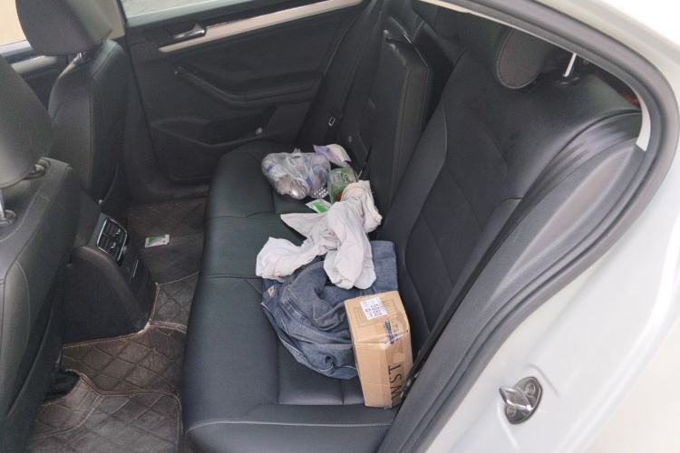 Used Volkswagen Sagitar 2018 1.6L Manual Comfort Model Left Rear Seat