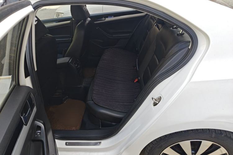 Used Volkswagen Sagitar 2018 1.6L Automatic Comfort Model Left Rear Seat