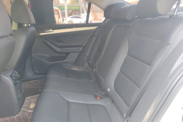 Used Volkswagen Sagitar 2018 1.6L Automatic Comfort Model Left Rear Seat