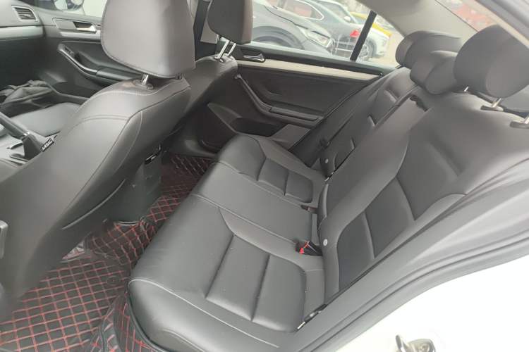 Used Volkswagen Sagitar 2018 180TSI DSG Prestige Edition Left Rear Seat