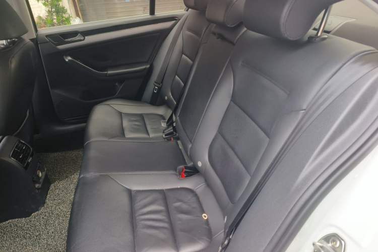 Used Volkswagen Sagitar 2018 280TSI DSG Ignite Edition Left Rear Seat