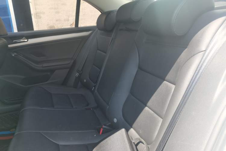 Used Volkswagen Sagitar 2018 280TSI DSG Ignite Edition Left Rear Seat