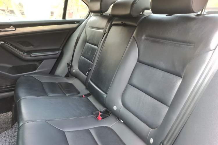 Used Volkswagen Sagitar 2018 1.6L Automatic Comfort Model Left Rear Seat