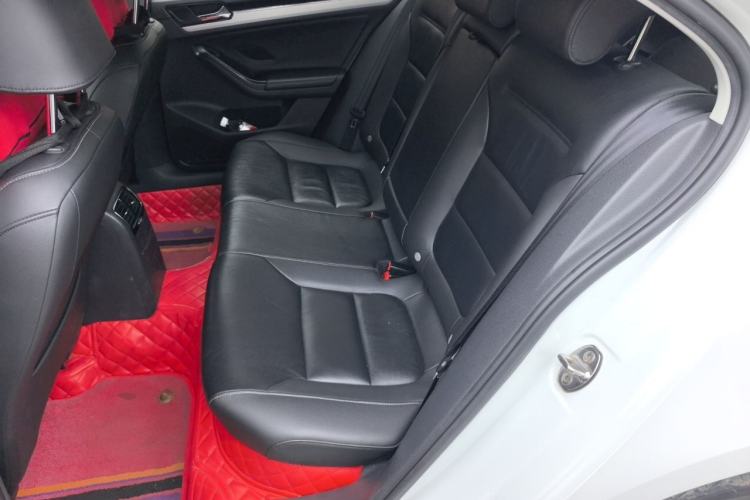 Used Volkswagen Sagitar 2018 280TSI DSG Ignite Edition Left Rear Seat