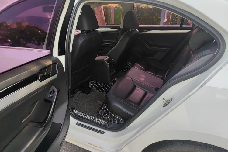 Used Volkswagen Sagitar 2018 280TSI DSG Comfort Model Left Rear Seat