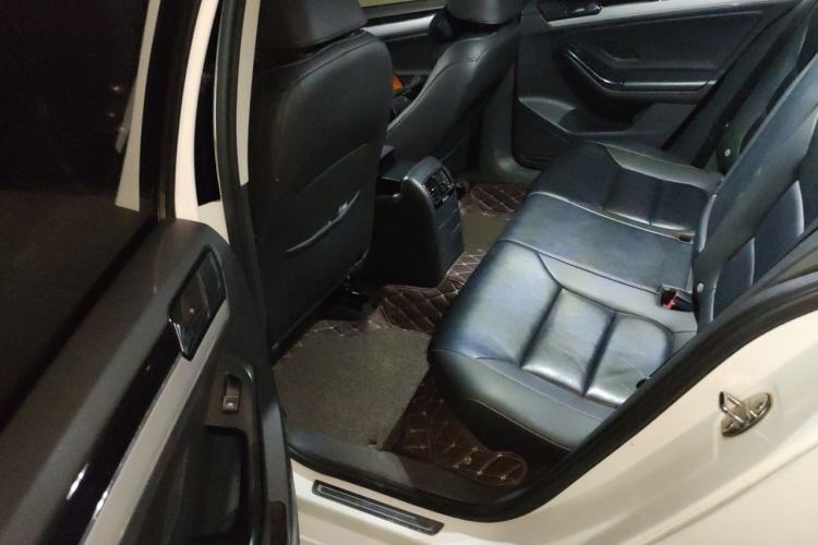 Used Volkswagen Sagitar 2018 1.6L Manual Comfort Model Left Rear Seat