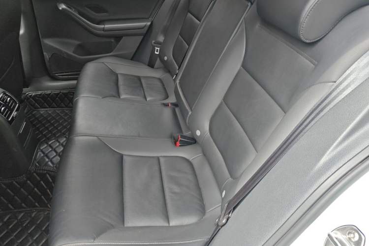 Used Volkswagen Sagitar 2018 1.6L Automatic Comfort Model Left Rear Seat