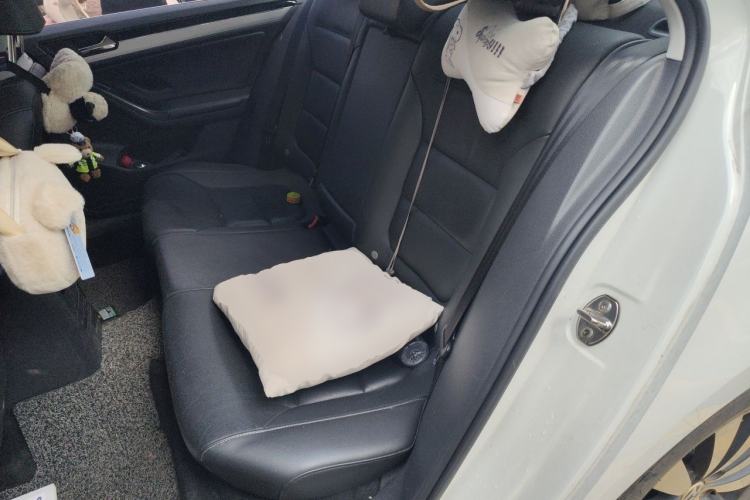 Used Volkswagen Sagitar 2018 1.6L Automatic Comfort Model Left Rear Seat