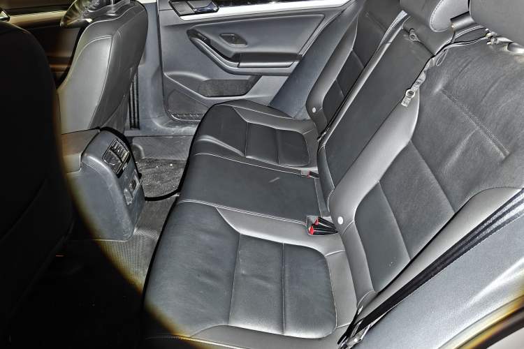 Used Volkswagen Sagitar 2018 1.6L Automatic Comfort Model Left Rear Seat