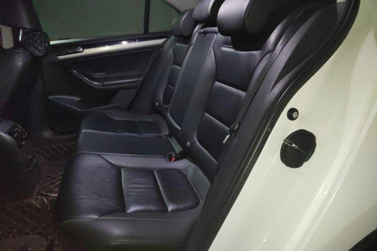 Used Volkswagen Sagitar 2018 280TSI DSG Ignite Edition Left Rear Seat
