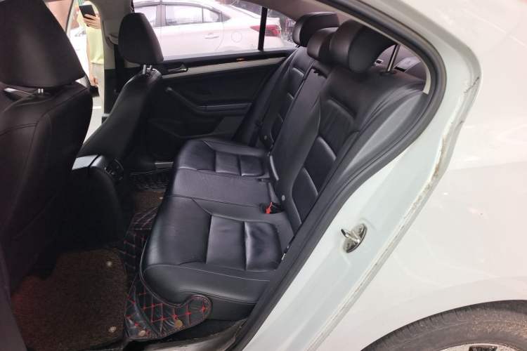 Used Volkswagen Sagitar 2018 280TSI DSG Comfort Model Left Rear Seat