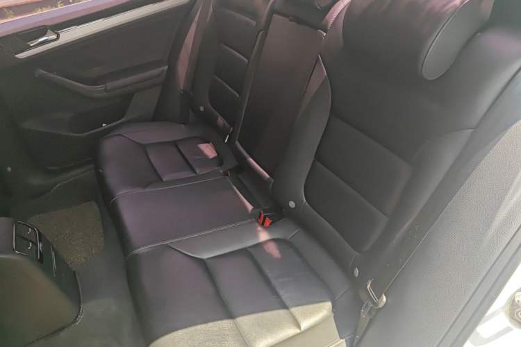 Used Volkswagen Sagitar 2018 280TSI DSG Comfort Model Left Rear Seat