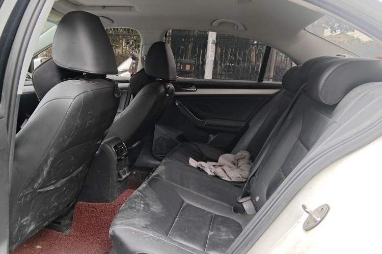 Used Volkswagen Sagitar 2018 280TSI DSG Ignite Edition Left Rear Seat