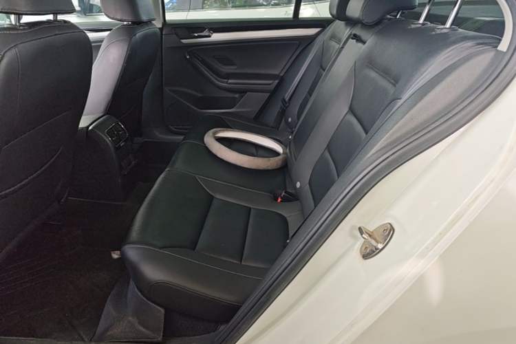 Used Volkswagen Sagitar 2018 180TSI DSG Prestige Edition Left Rear Seat