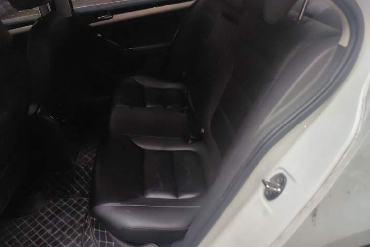 Used Volkswagen Sagitar 2018 180TSI DSG Prestige Edition Left Rear Seat
