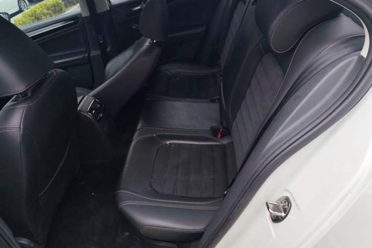 Used Volkswagen Sagitar 2018 280TSI DSG Luxury Model Left Rear Seat