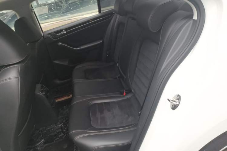 Used Volkswagen Sagitar 2018 280TSI DSG Luxury Model Left Rear Seat