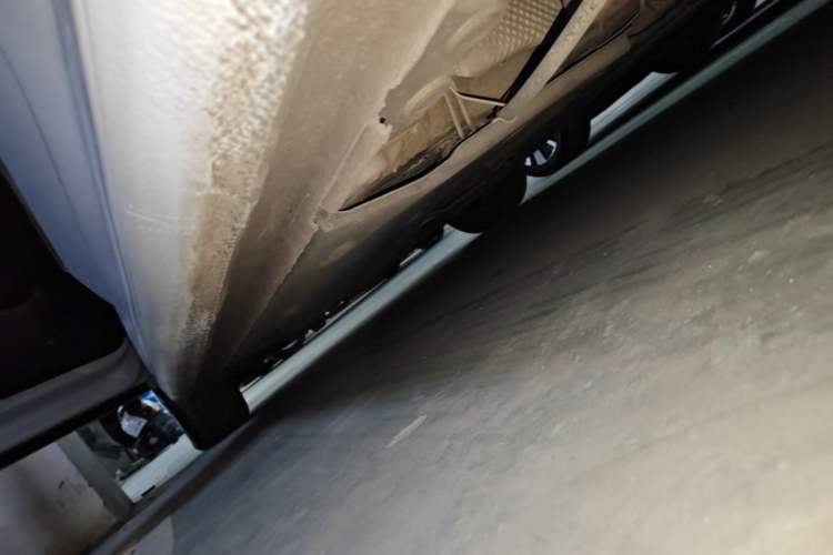 Used Volkswagen Sagitar 2018 180TSI DSG Prestige Edition Left Side Sill