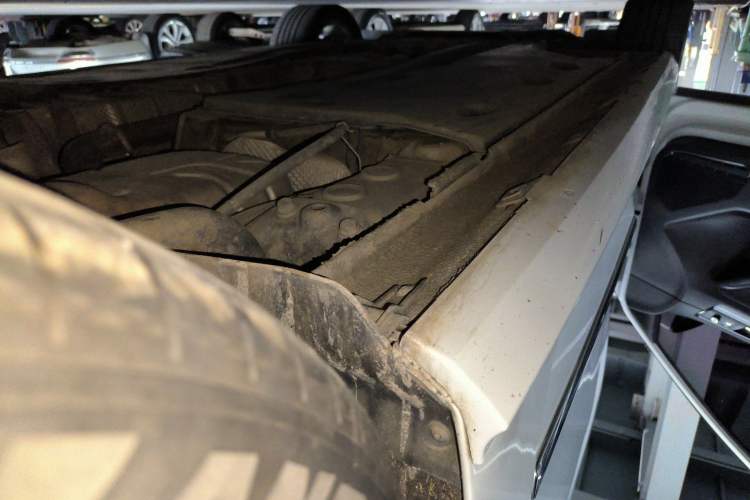 Used Volkswagen Sagitar 2018 280TSI DSG Ignite Edition Left Side Sill