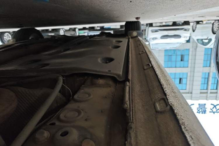 Used Volkswagen Sagitar 2018 180TSI DSG Prestige Edition Left Side Sill